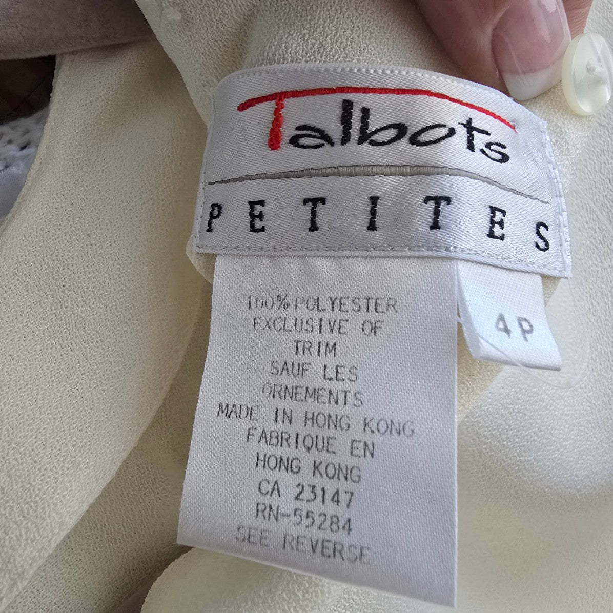 Vintage Talbots Petites Cream Beaded Neck Detail Blouse Top Size 4