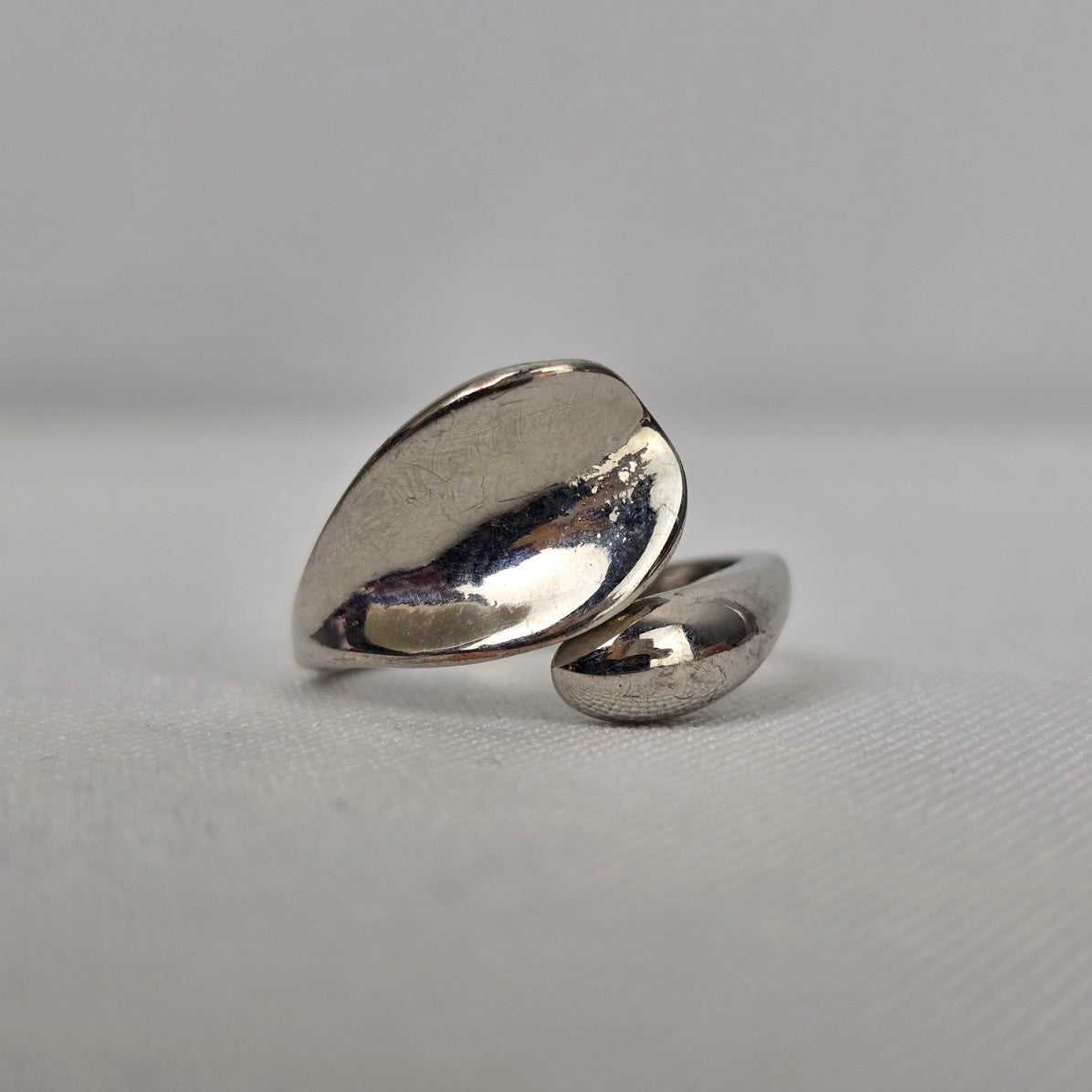 Silver Tone Wrap Ring Size 7.5