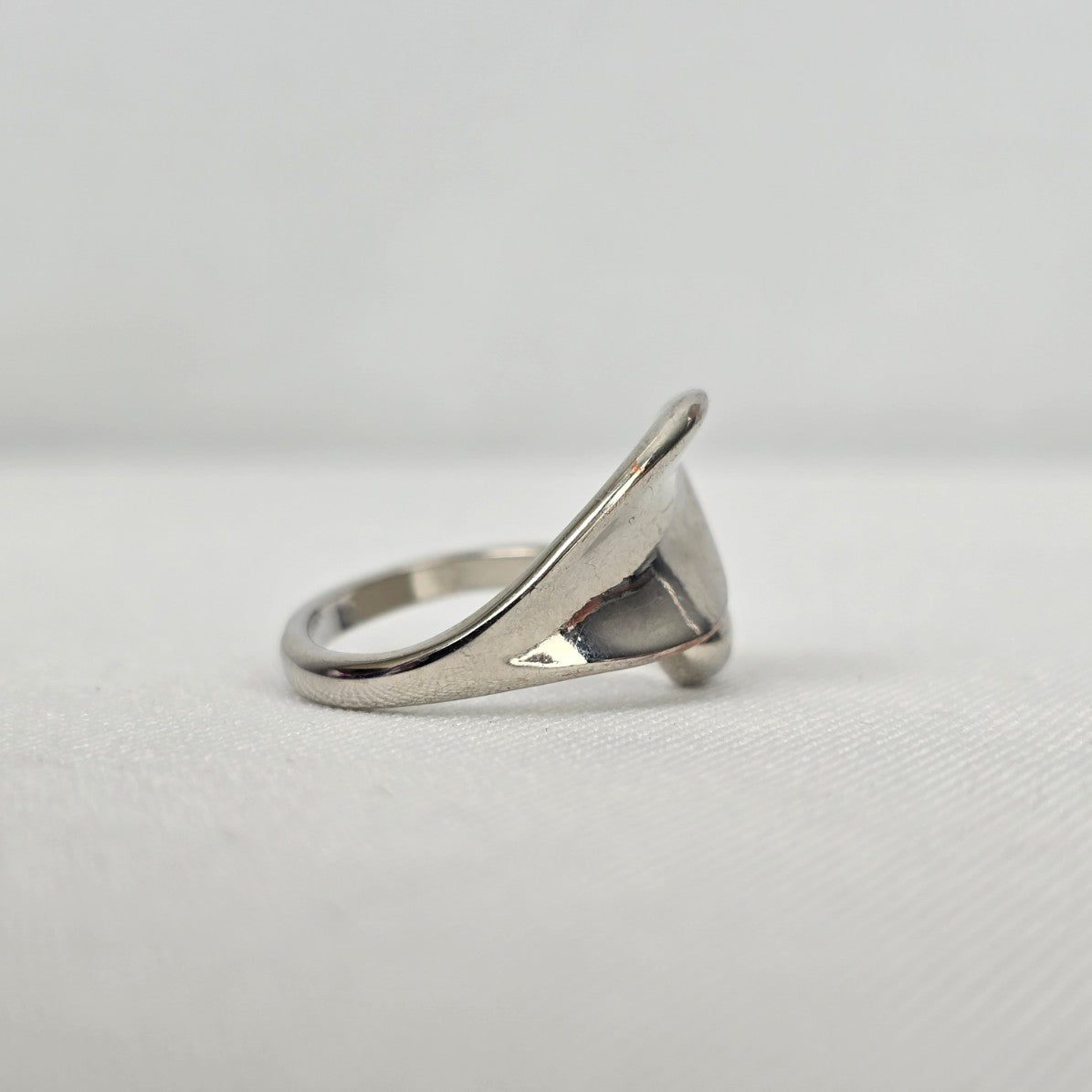 Silver Tone Wrap Ring Size 7.5