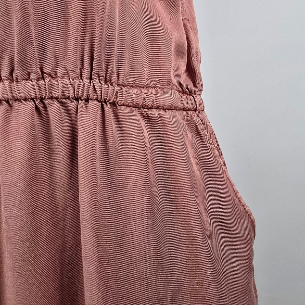 10 Tree Pink Cypress Halter Neck Mini Dress Size L