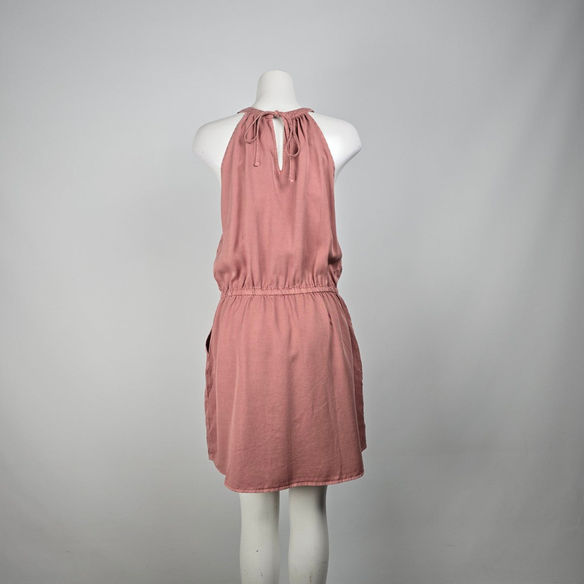 10 Tree Pink Cypress Halter Neck Mini Dress Size L