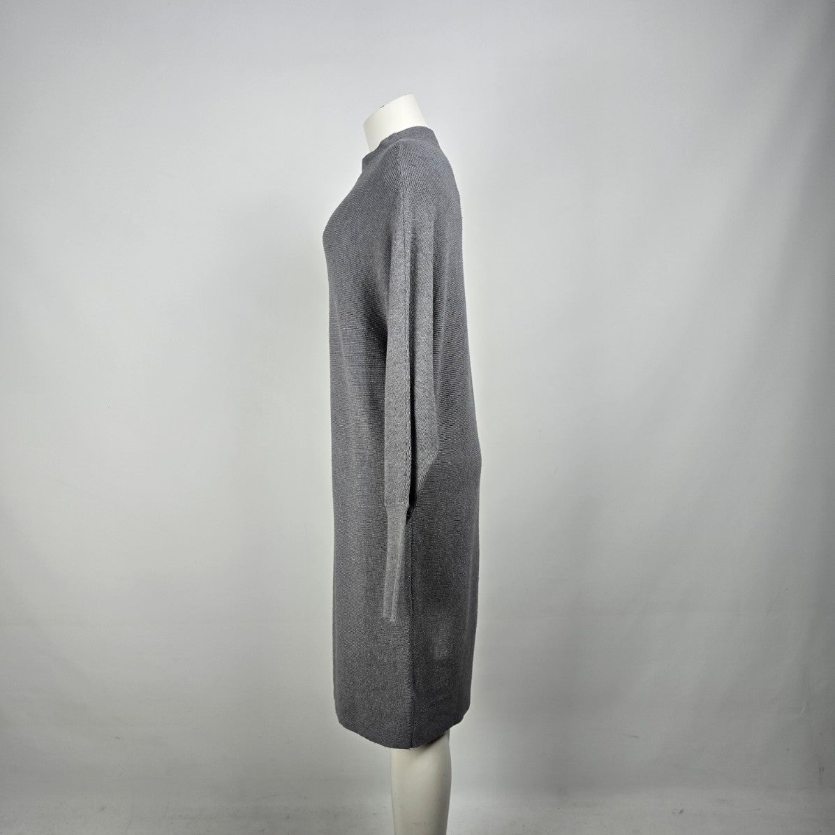 Tahari Grey Knit Long Sleeve Sweater Dress Size M