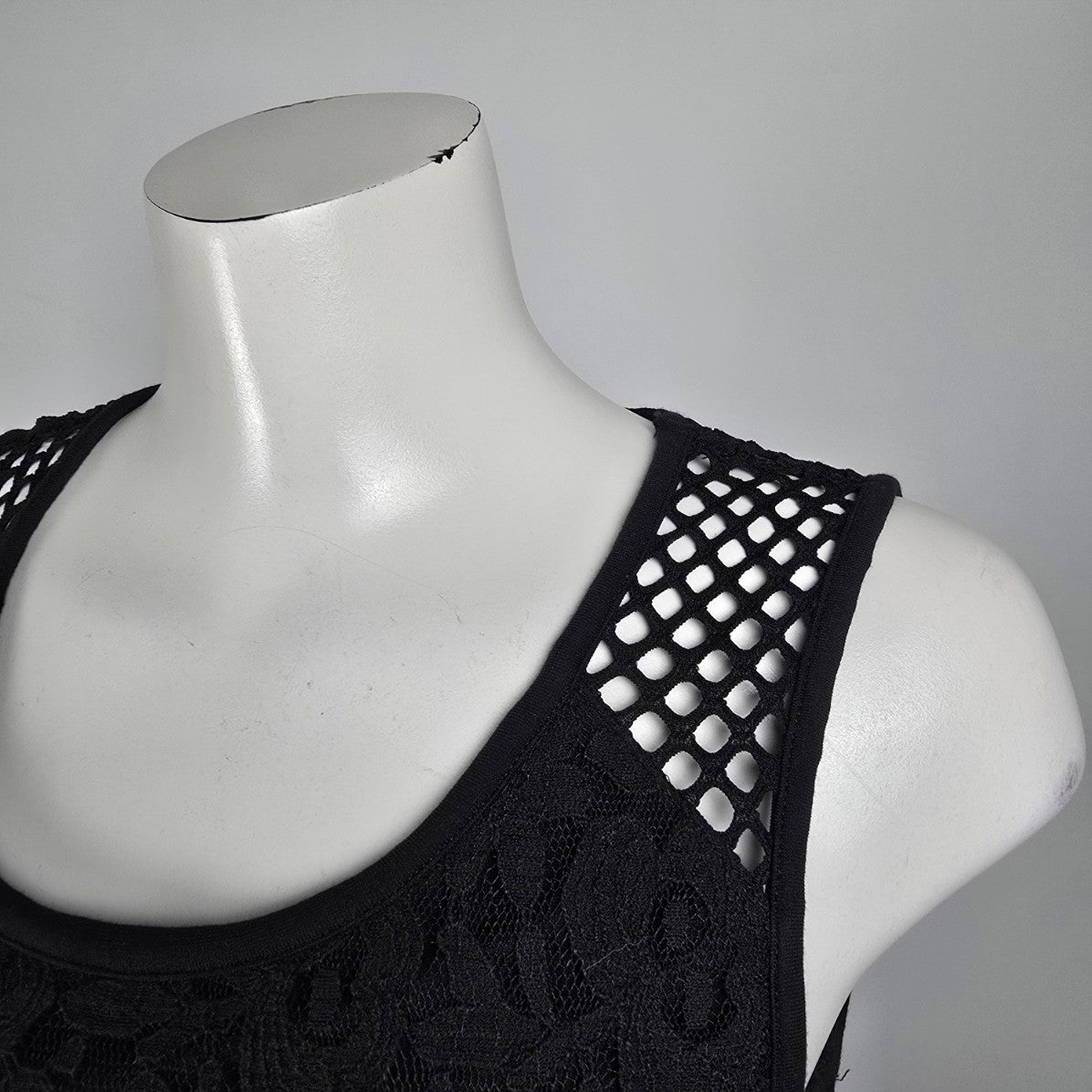 Yest Black Sleeveless Lace Detail Sheath Dress Size 6