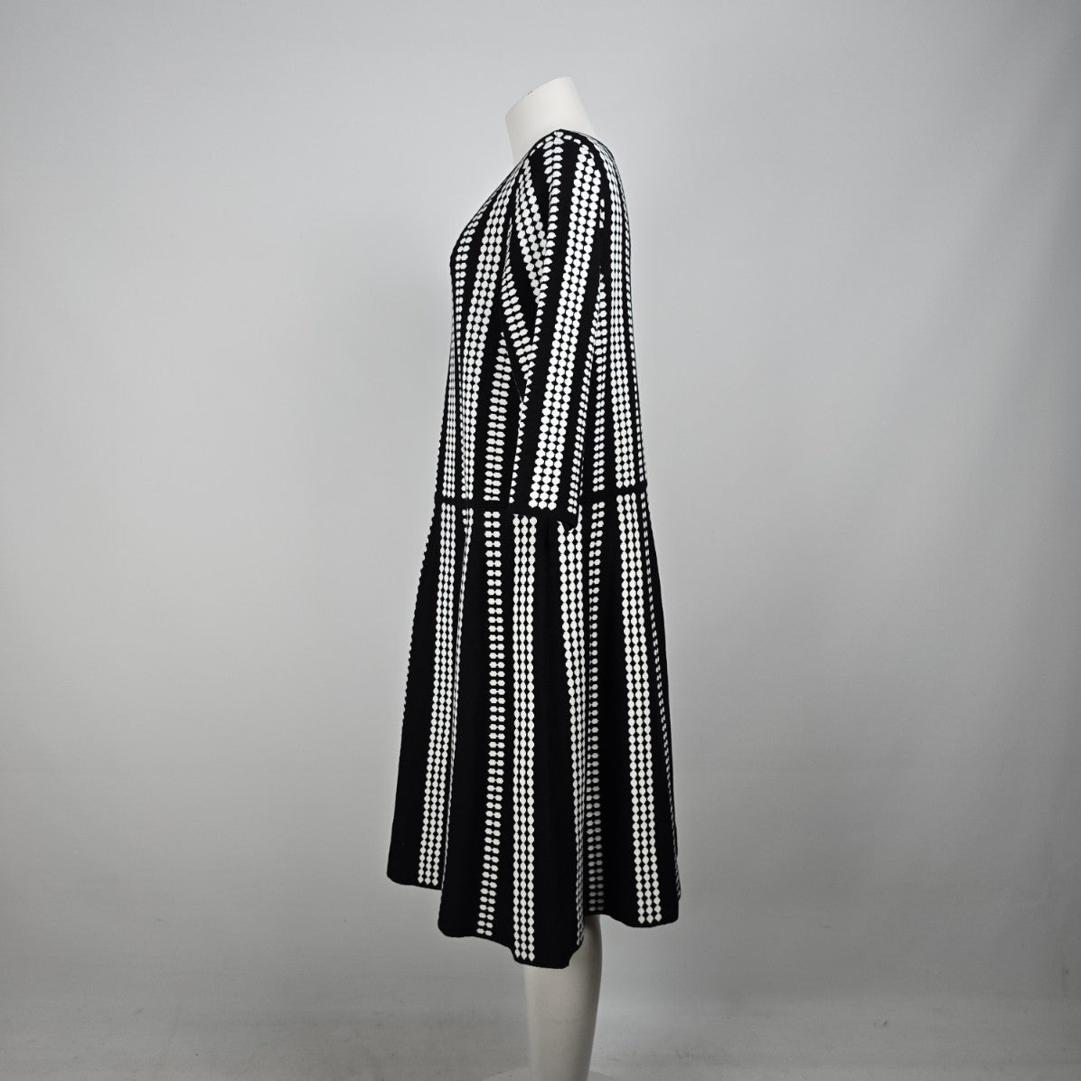 Danny and Nicole Black & White Knit Fit & Flare Dress Size 2X