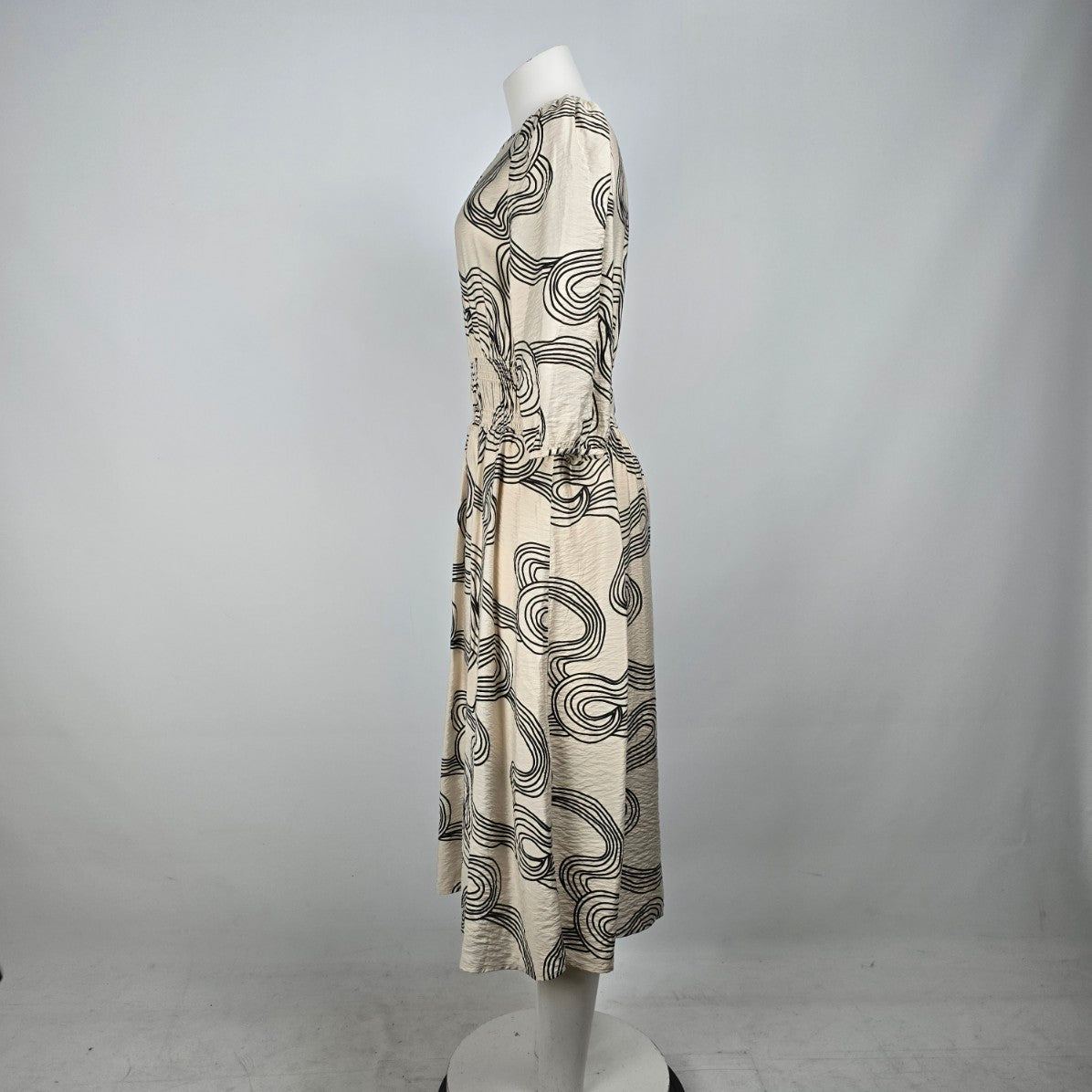 Vero Moda Black & Cream Swirl Print Midi Dress Size L