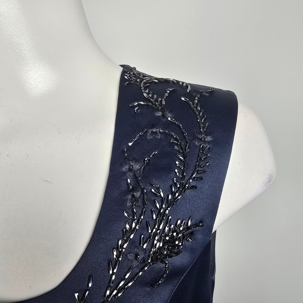 Liz Claiborne Night Blue Satin Beaded Detail Long Gown Size 8