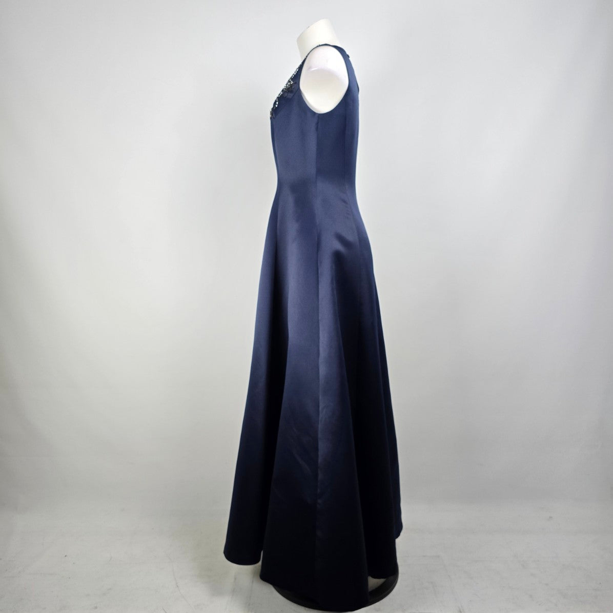 Liz Claiborne Night Blue Satin Beaded Detail Long Gown Size 8