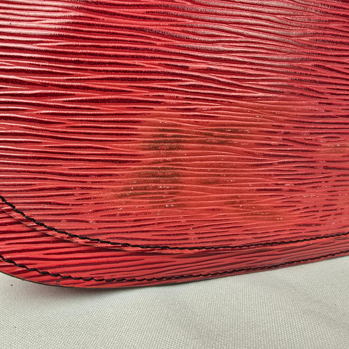 Louis Vuitton Vintage 1987 Red Epi Leather Saint Cloud Shoulder Bag