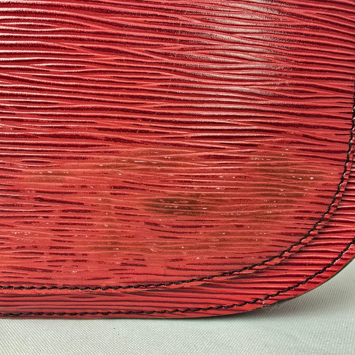 Louis Vuitton Vintage 1987 Red Epi Leather Saint Cloud Shoulder Bag