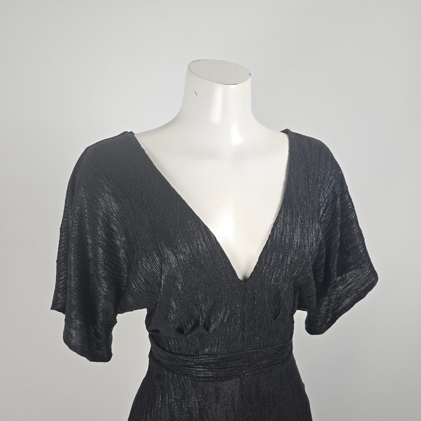 ASTR The Label Black V Neck Midi Dress Size S