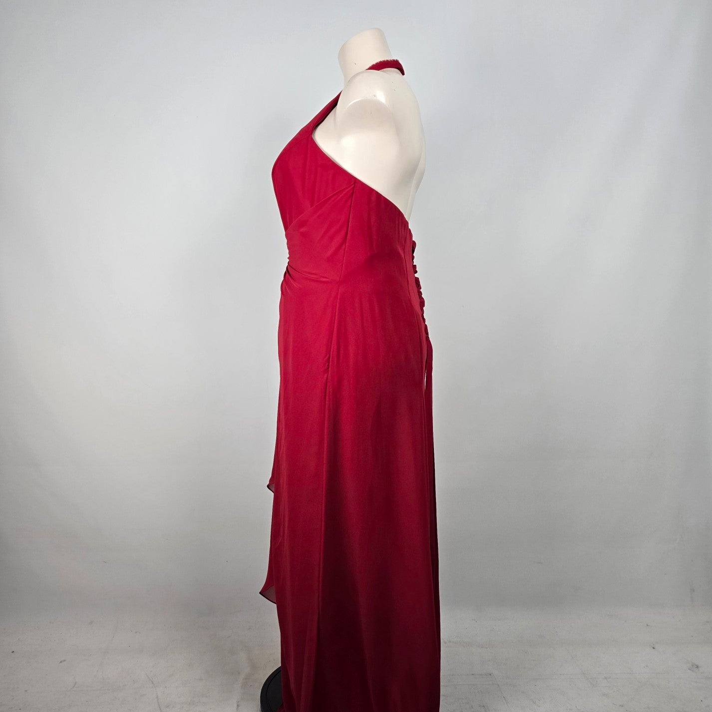 Red Beaded Halter Neckline Event Gown Size 2XL