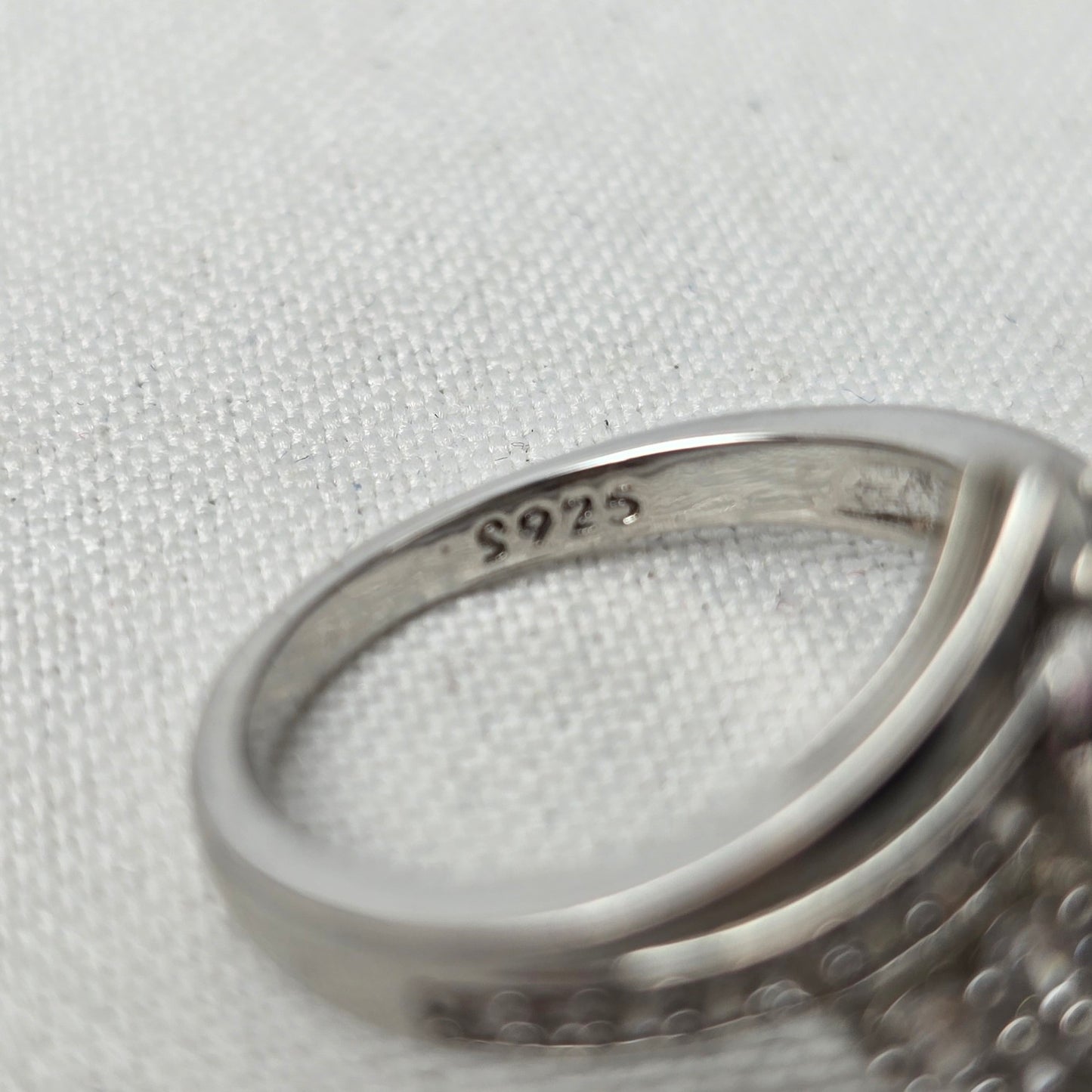 S925 Silver Tone Crystal Statement Ring Size 8