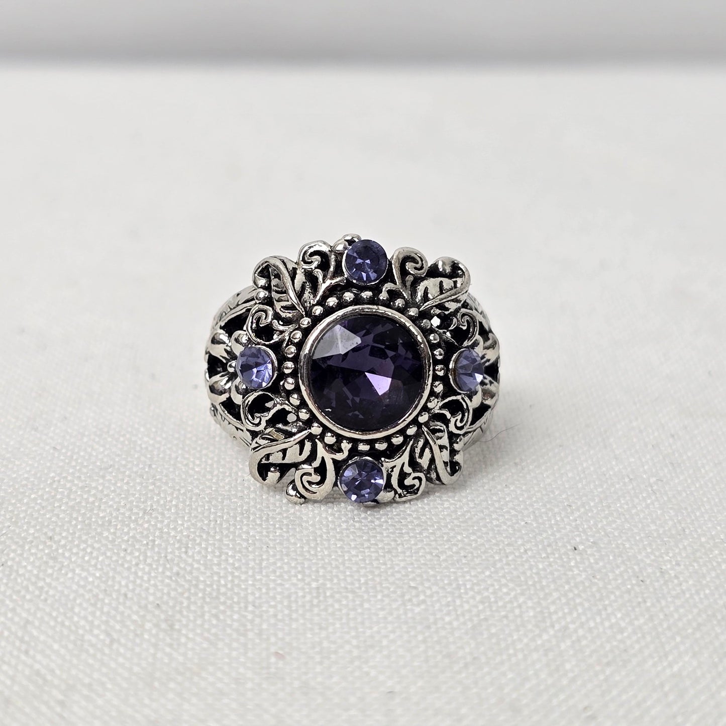 Silver Tone Blue Stone Ring Size 8