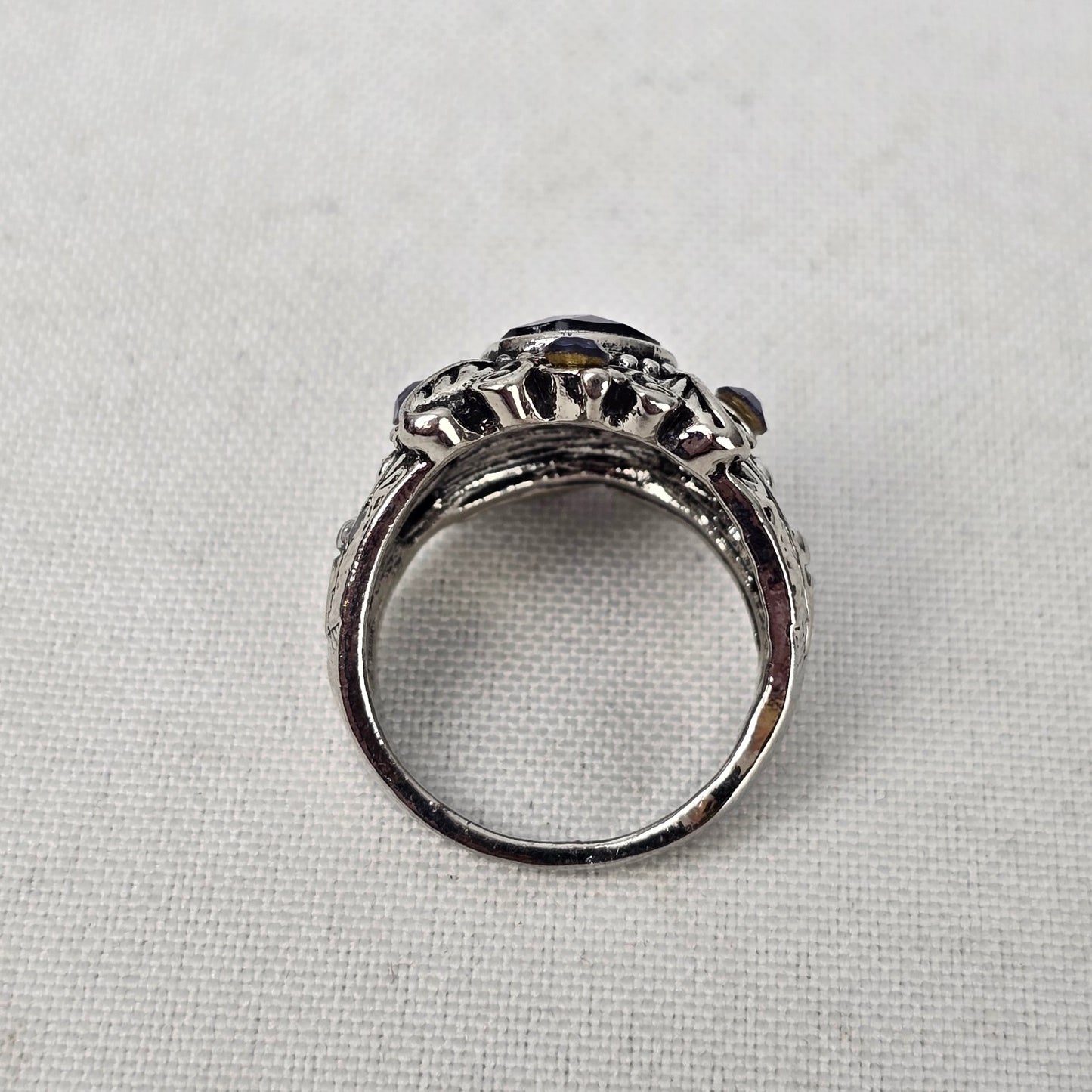 Silver Tone Blue Stone Ring Size 8