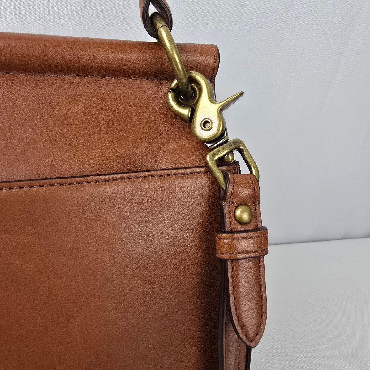 Coach Leather Mini Willis Royal Tan Cognac Cross Body Purse