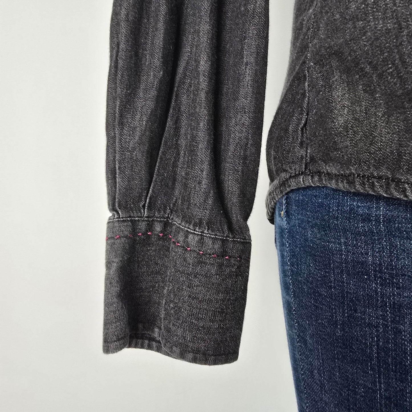 Sherrry Cervi Black Cotton Denim Embroidered Back Button Up Top Size L