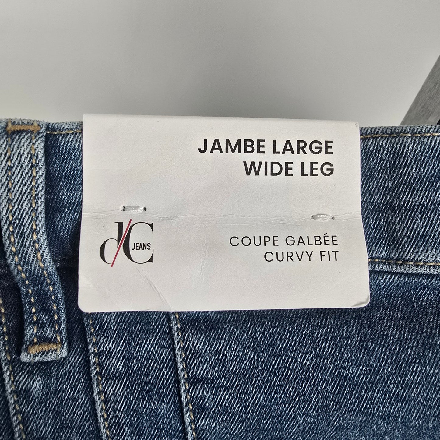 DC Jamb Large Wide Leg Curvy Medium Wash Braided Detail Jeans Size 26