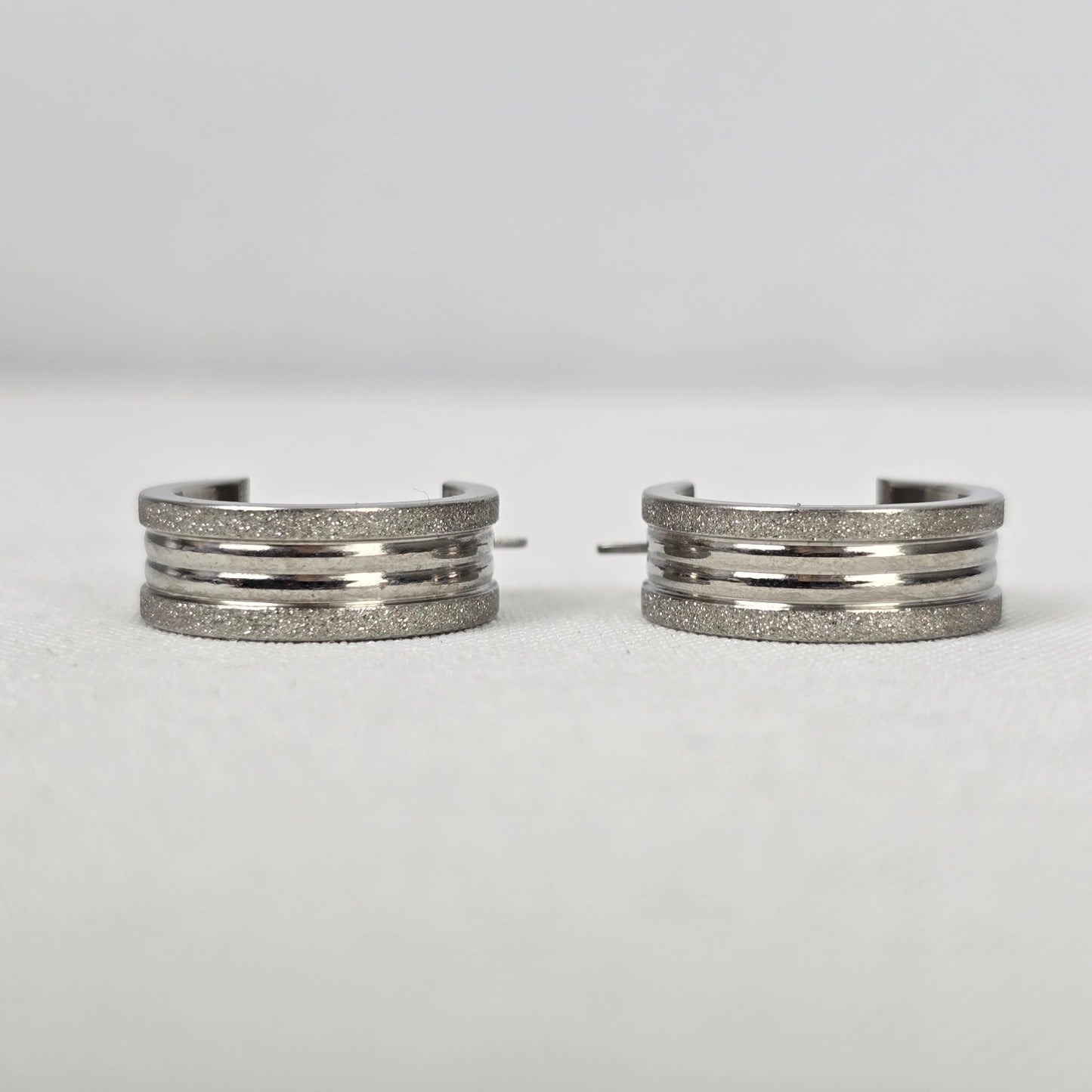 Steeltime Stainless Steel Silver Hoop Earrings