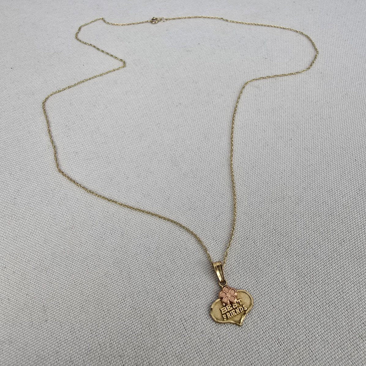 10k Gold Flower Best Friend Pendant Chain Necklace