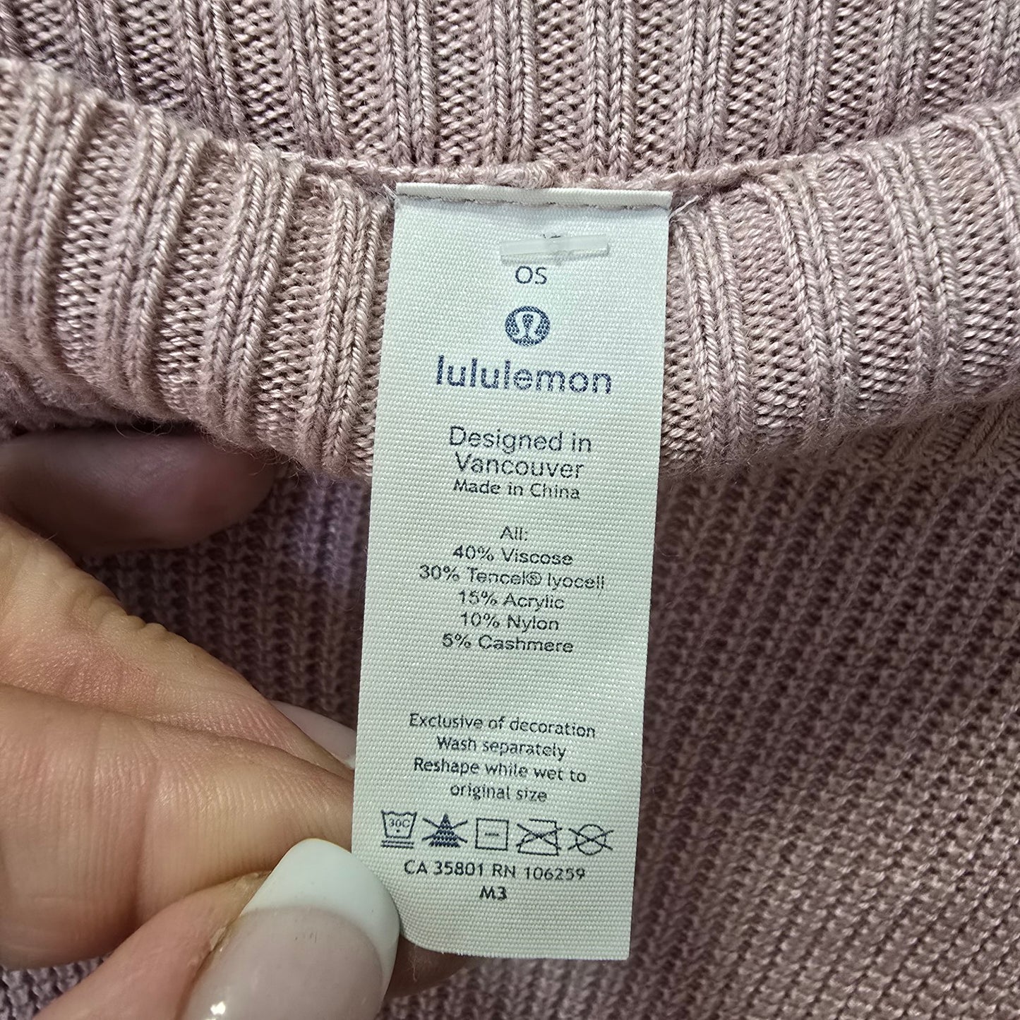 The Lululemon Forward Flow Cape Poncho Pink Onesize