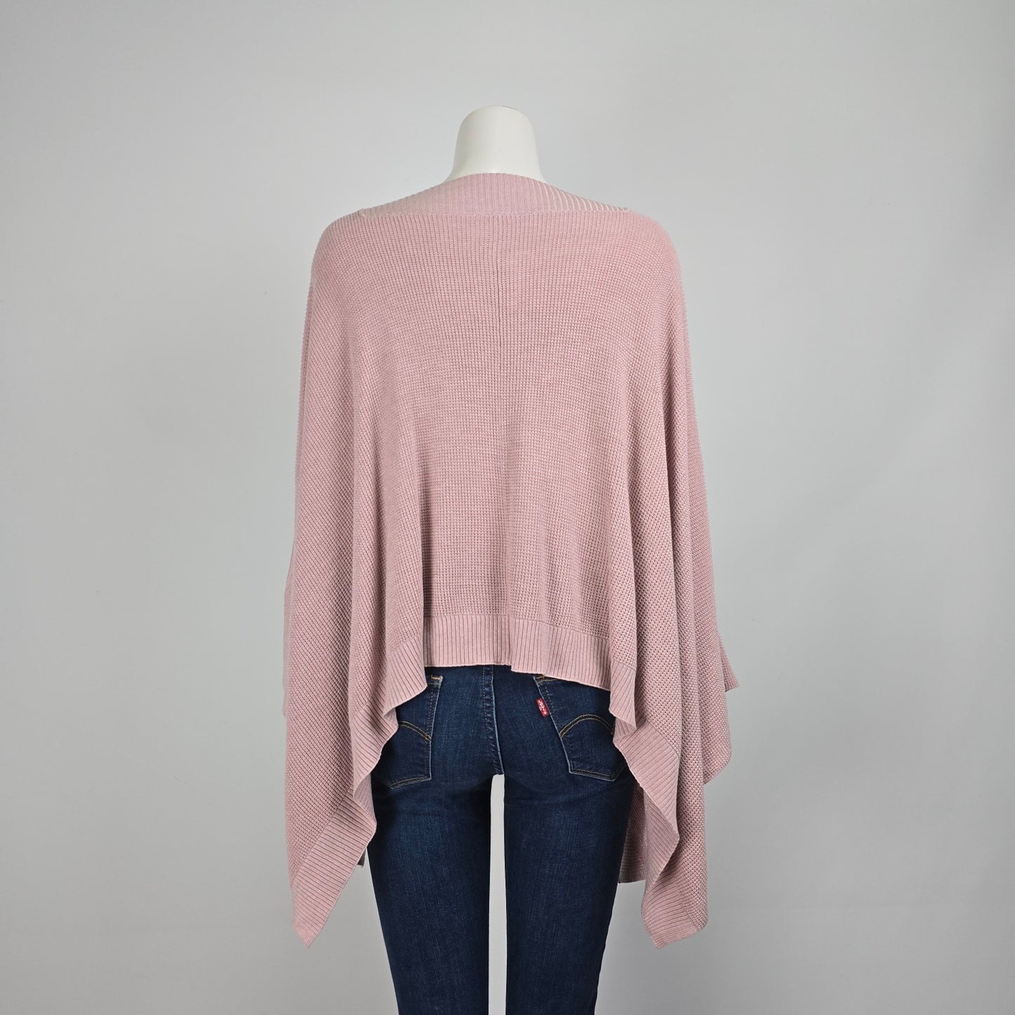 The Lululemon Forward Flow Cape Poncho Pink Onesize