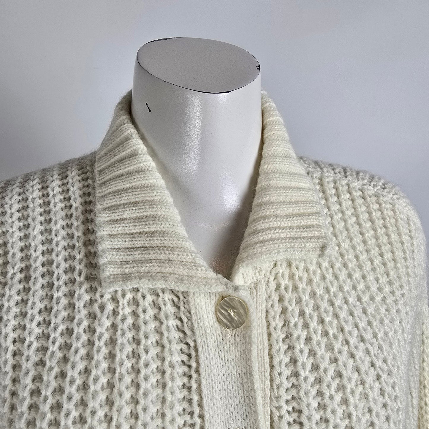 Vintage Standard Knitwear Cream Button Up Cardigan Size M