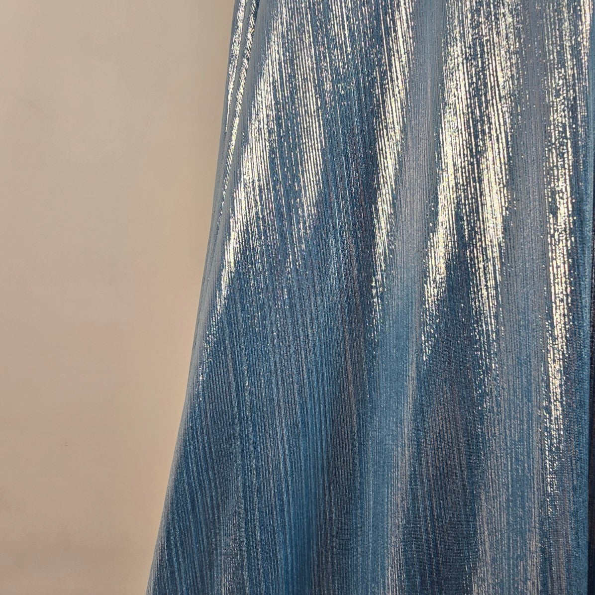 Monsini Blue Metallic High Slit Eventwear Gown Size 2 Style 31942