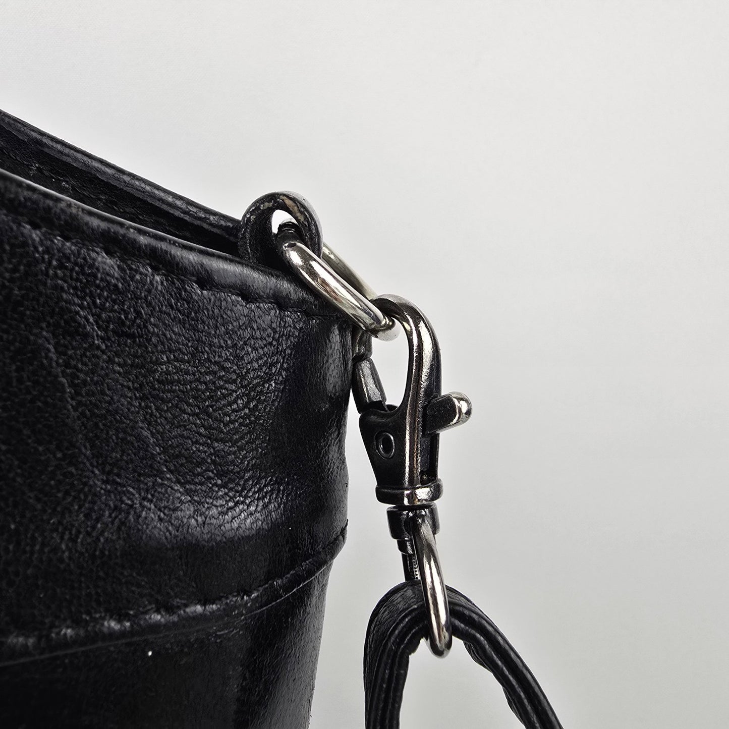 Vintage Made In Mexico Black Embossed Leather Purse