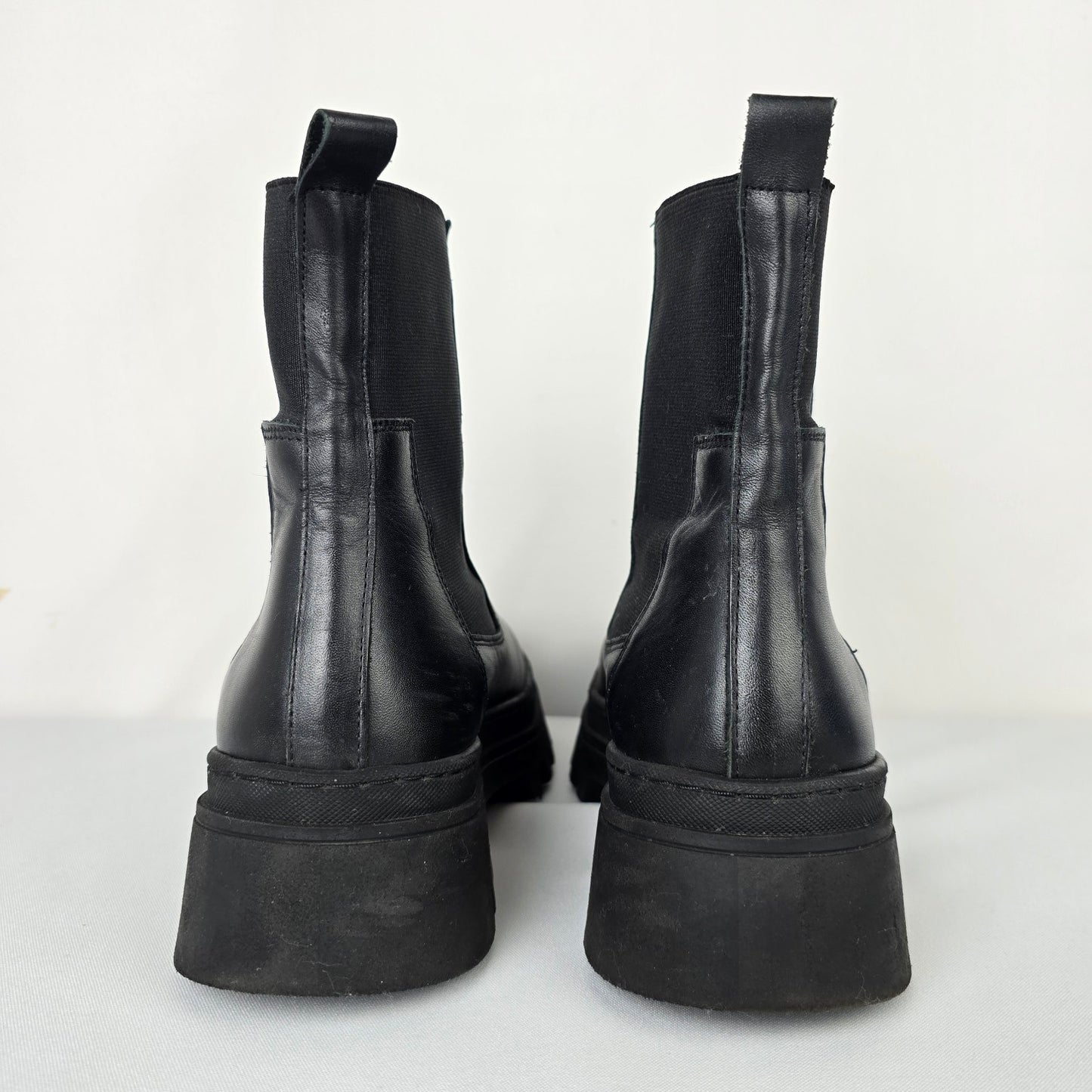 Simons Black Leather Lug Sole Chelsea Boots Size 8