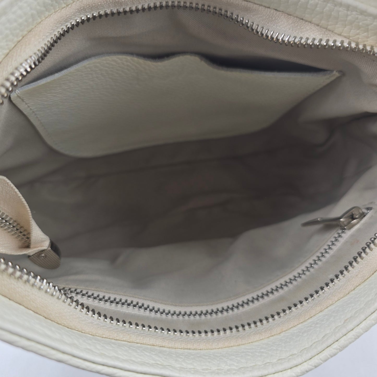 Prmha White Leather Shoulder Purse