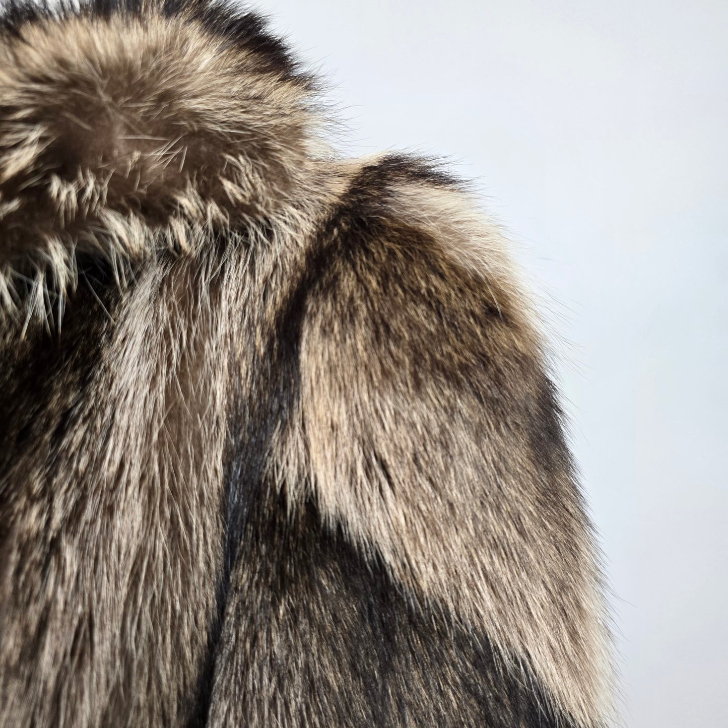Vintage Hurtig Raccoon Fur Coat Jacket Size M/L