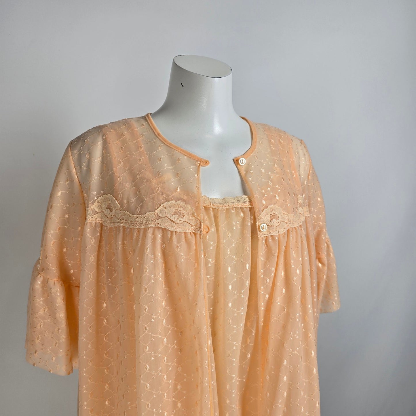 Vintage Peach Lingerie Night Gown & Dressing Jacket Size L/XL