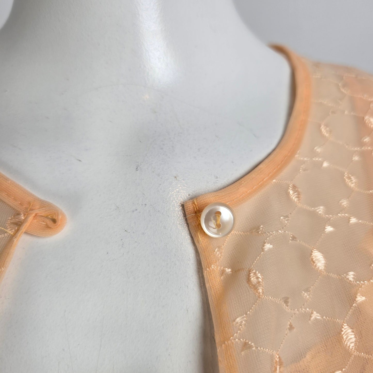 Vintage Peach Lingerie Night Gown & Dressing Jacket Size L/XL