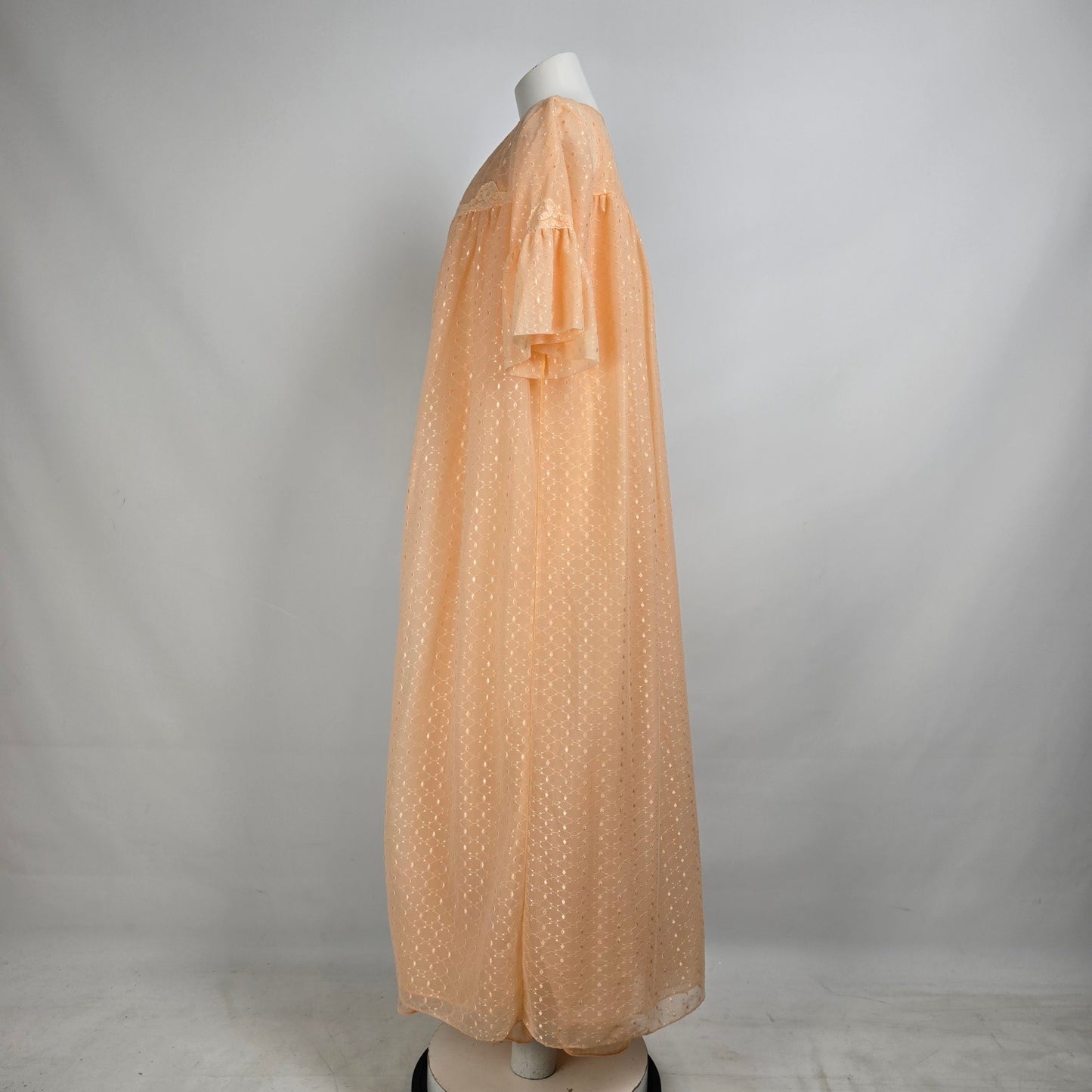 Vintage Peach Lingerie Night Gown & Dressing Jacket Size L/XL