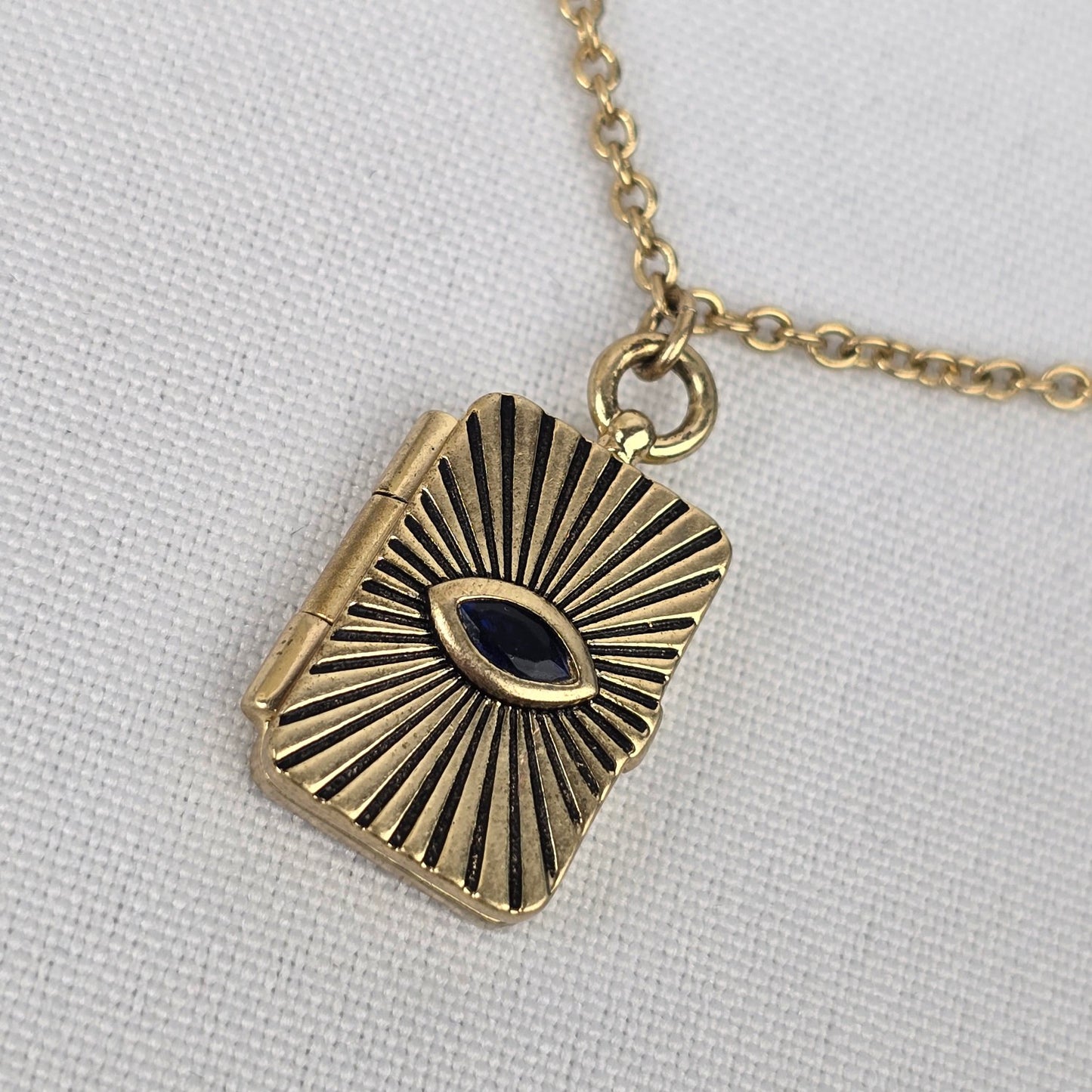 Cabi Gold Tone Pendant Chain Necklace