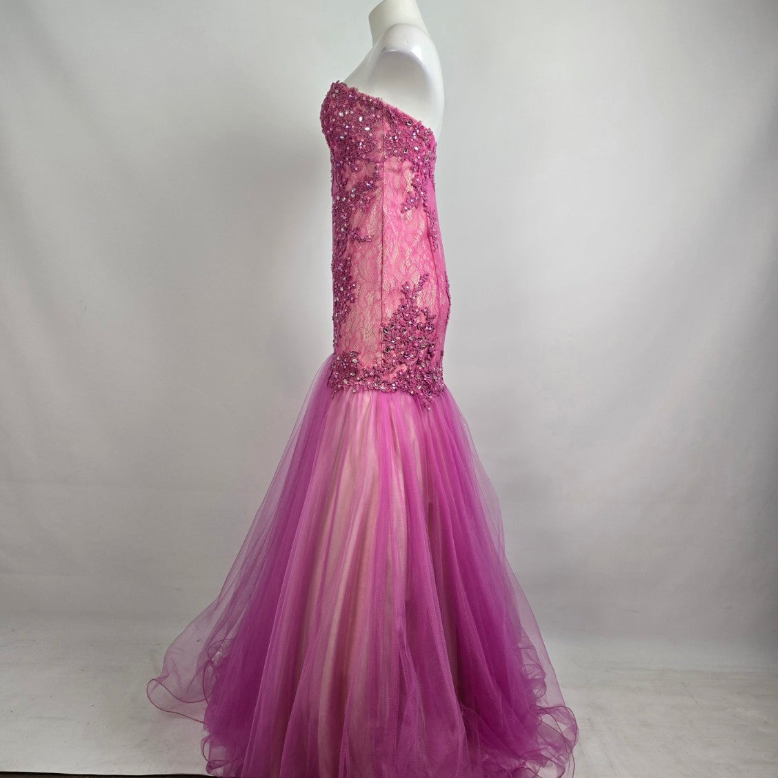 Blush Prom Pink Beaded Floral Lace Mermaid Tulle Grad Gown Size 6