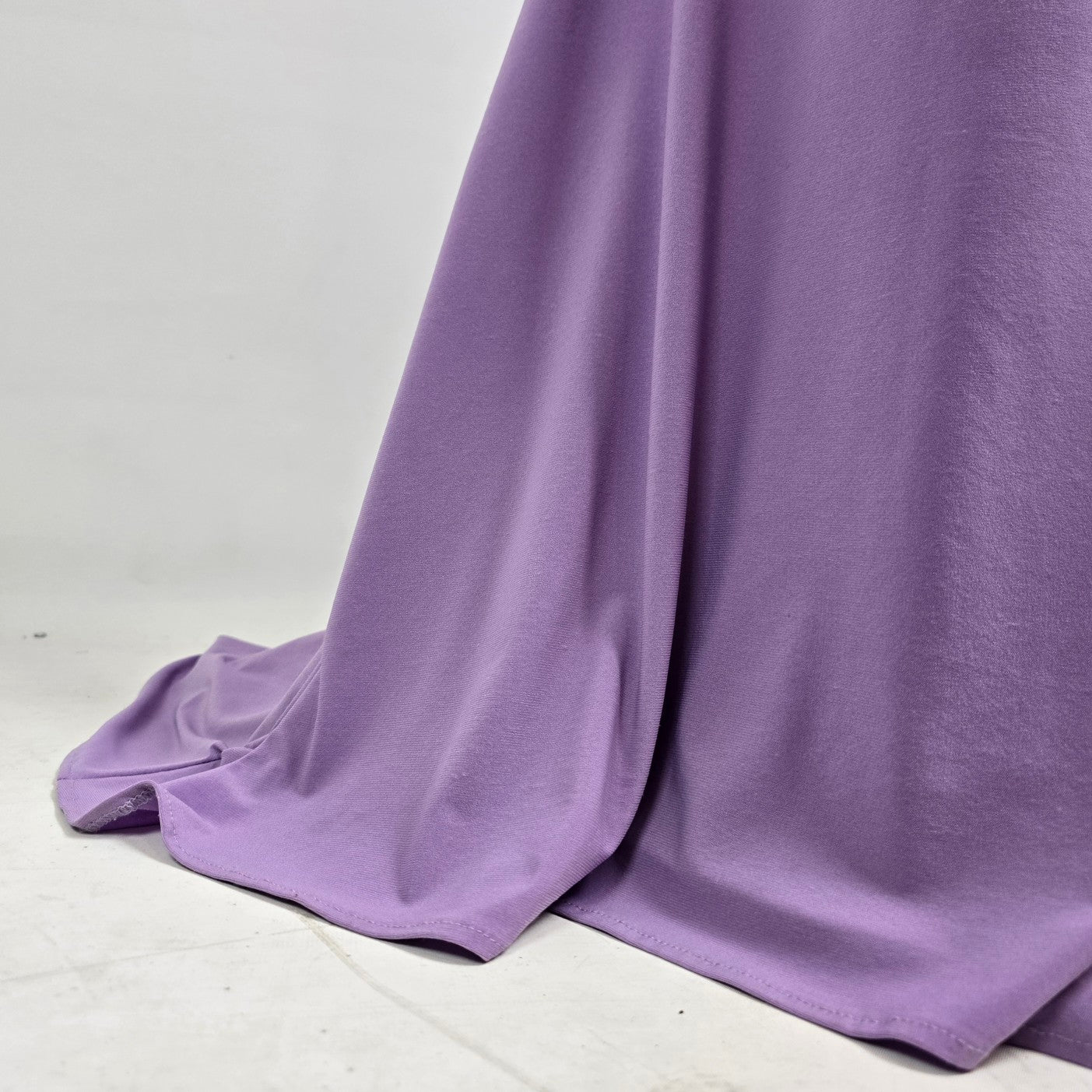 Lucci Lu Purple & White Beaded Grad Eventwear Gown Size 8