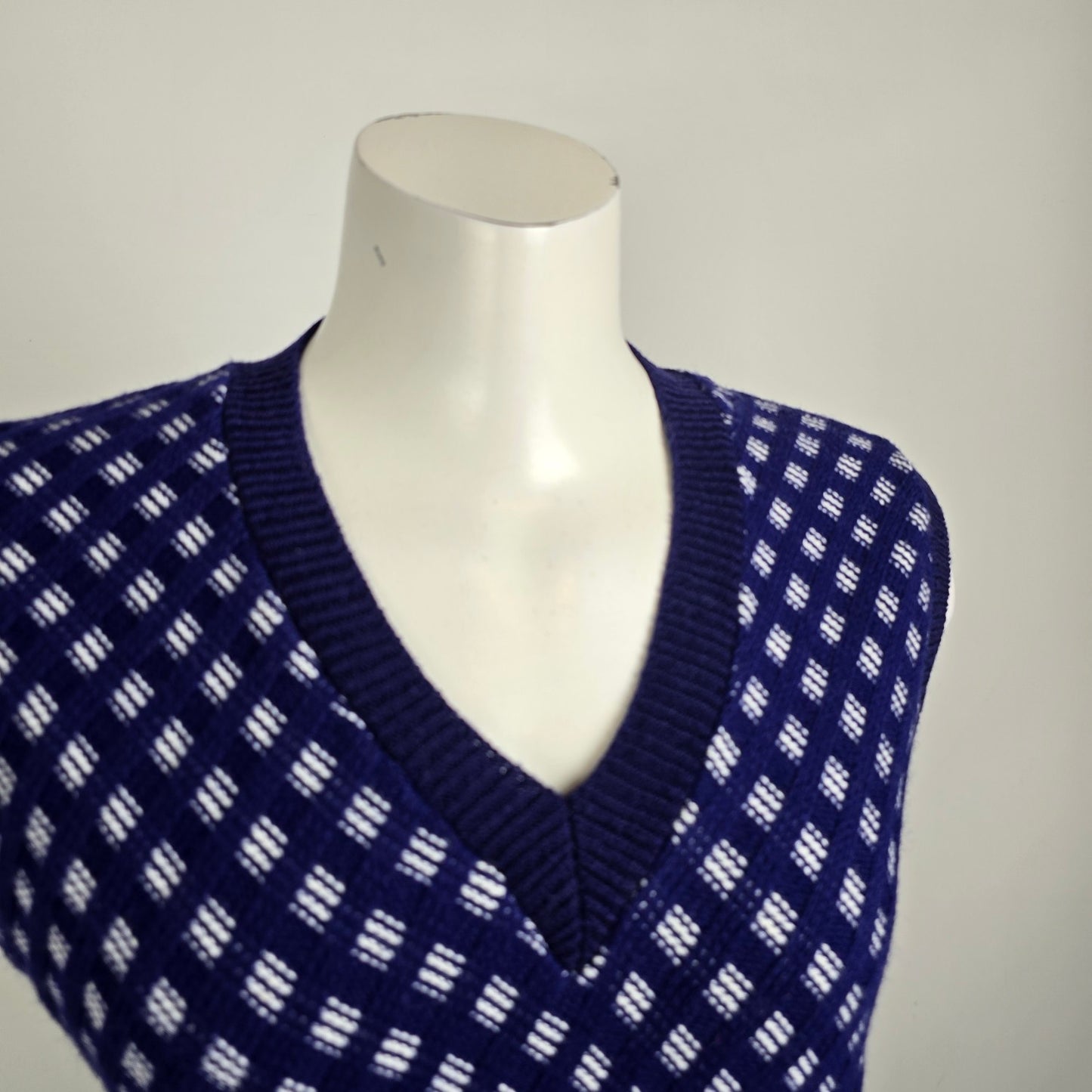 Vintage Blue Knit Sweater Vest Size M