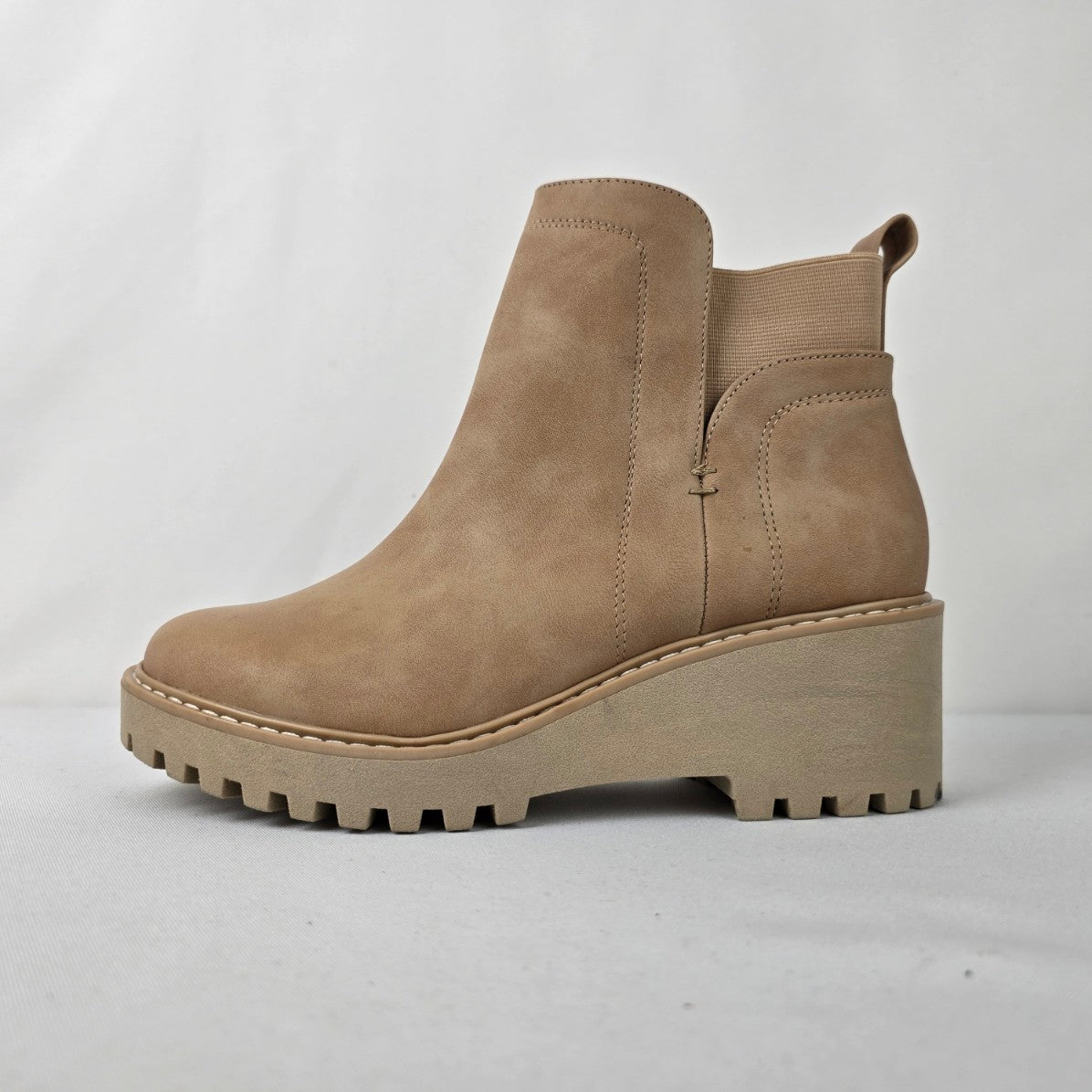 Dolce Vita Brown Wedge Ankle Boots Size 7