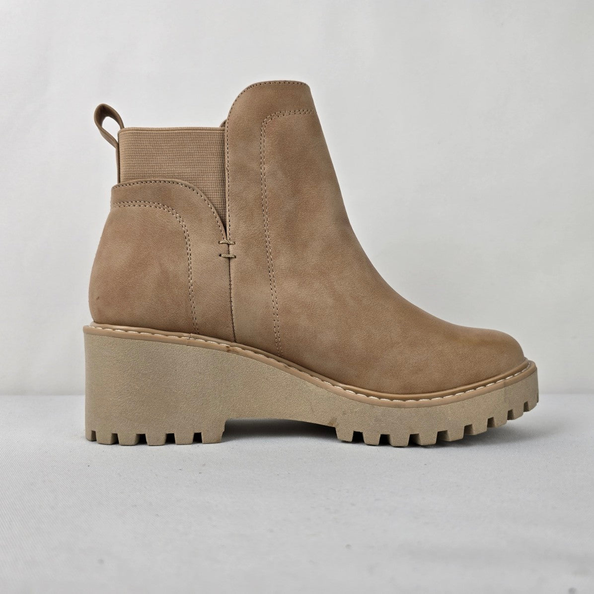 Dolce Vita Brown Wedge Ankle Boots Size 7