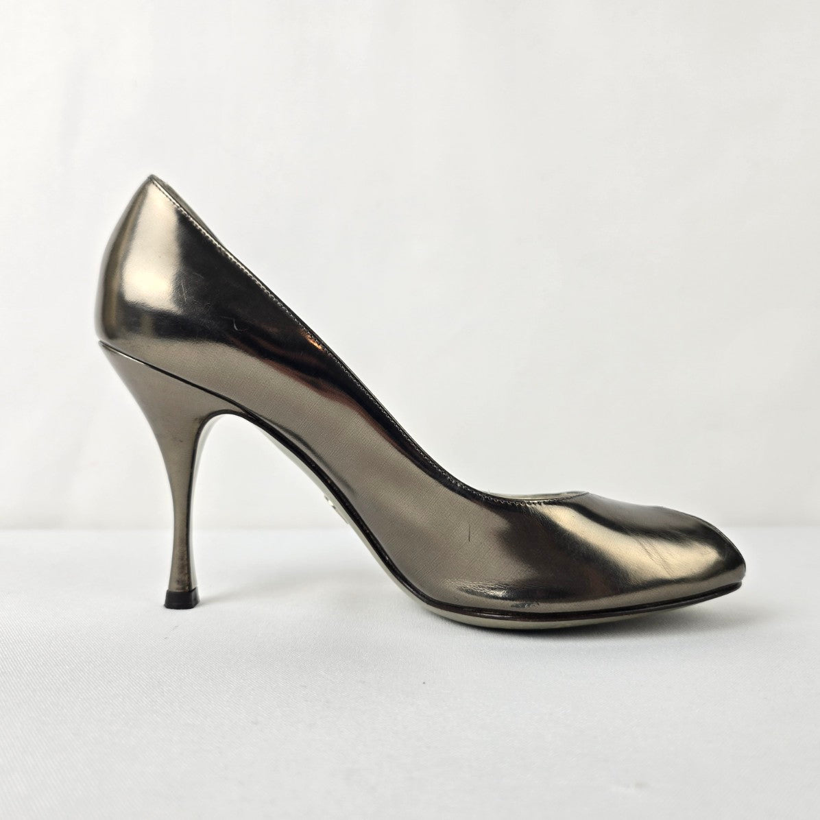 Dolce & Gabbana Italy Pewter Metallic Leather Open Toe Heels Size 7.5
