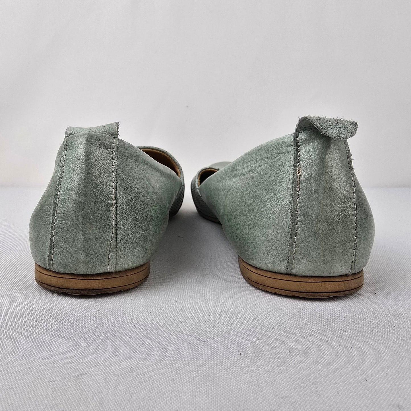 Bueno Grey Leather Ballet Flats Size 8.5