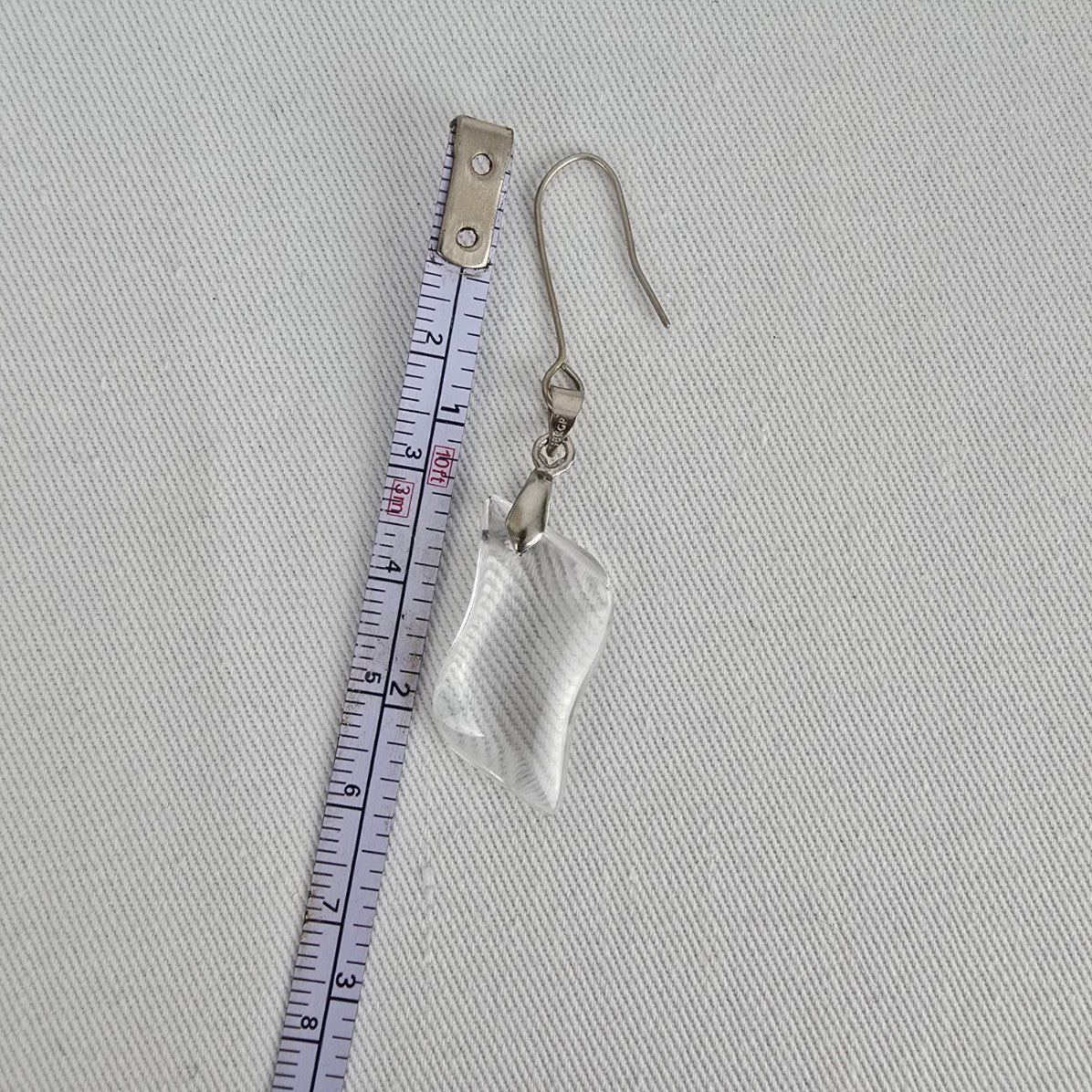 18kgp Silver Polished Glass Drop Earrings