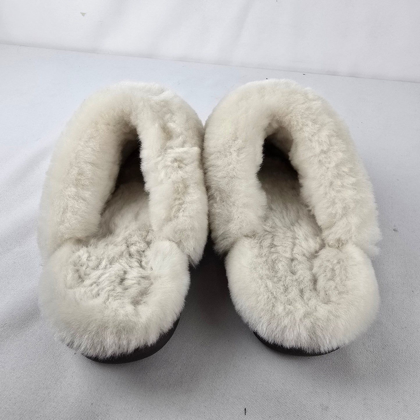 Nuknuuk Shearling Suede Slippers Size 10 Brown Cozy Mule