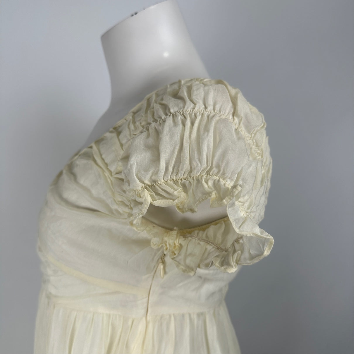Diane Von Furstenberg Cream Cotton Floral Baby Doll Dress Size S