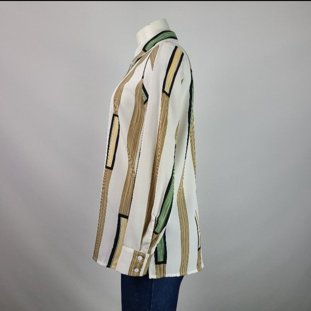Metrick Graphic Print Button Up Blouse Size S