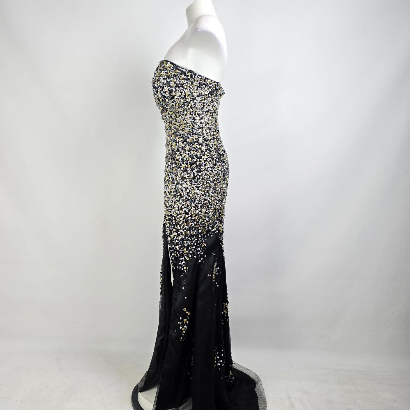 Alyce Paris Black Crystal Detail Grad Event Dress Size 2