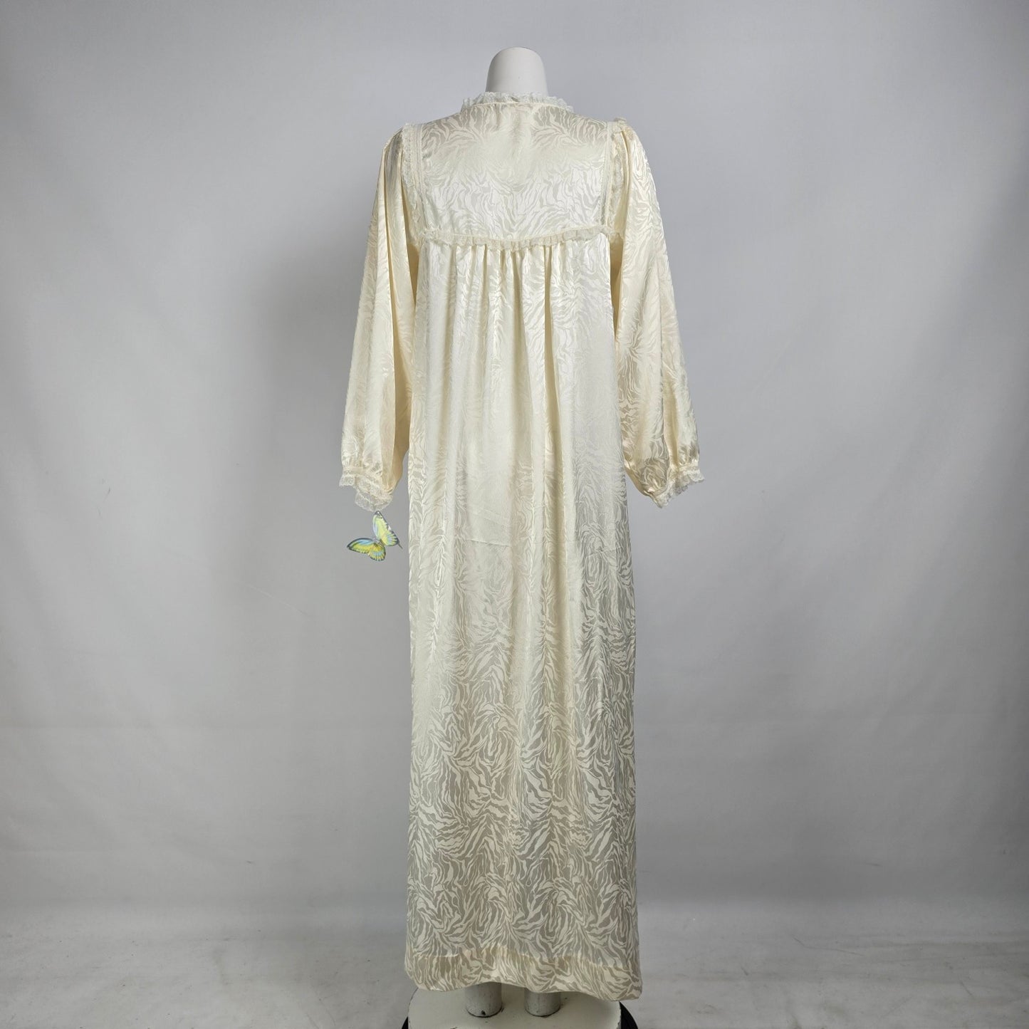 Vintage Clasilk Cream Lingerie Nightgown Dress Size S