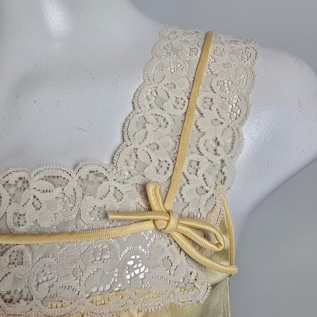 Vintage Yellow Lace Detail Long Lingerie Slip Dress Size M