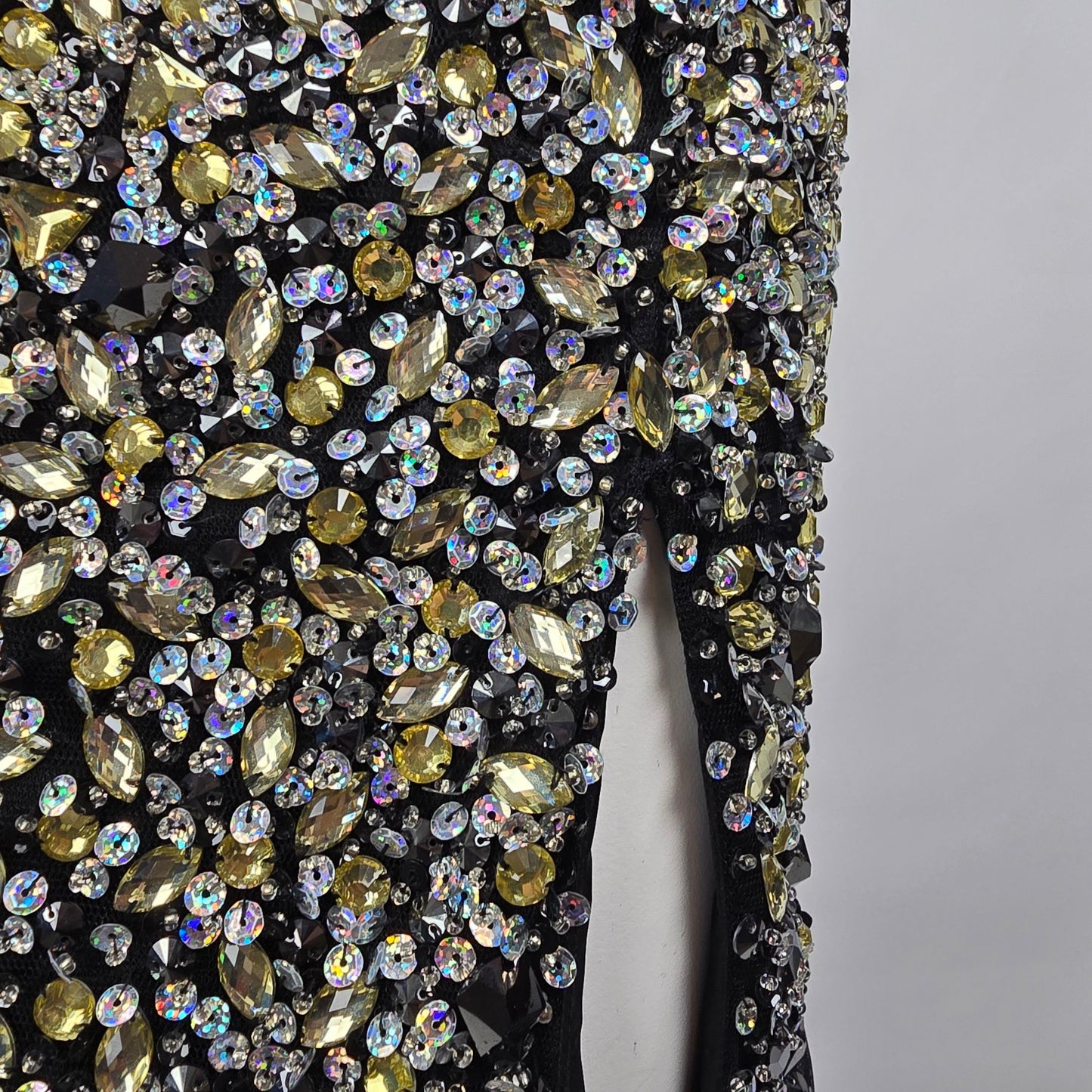 Alyce Paris Black Crystal Detail Grad Event Dress Size 2